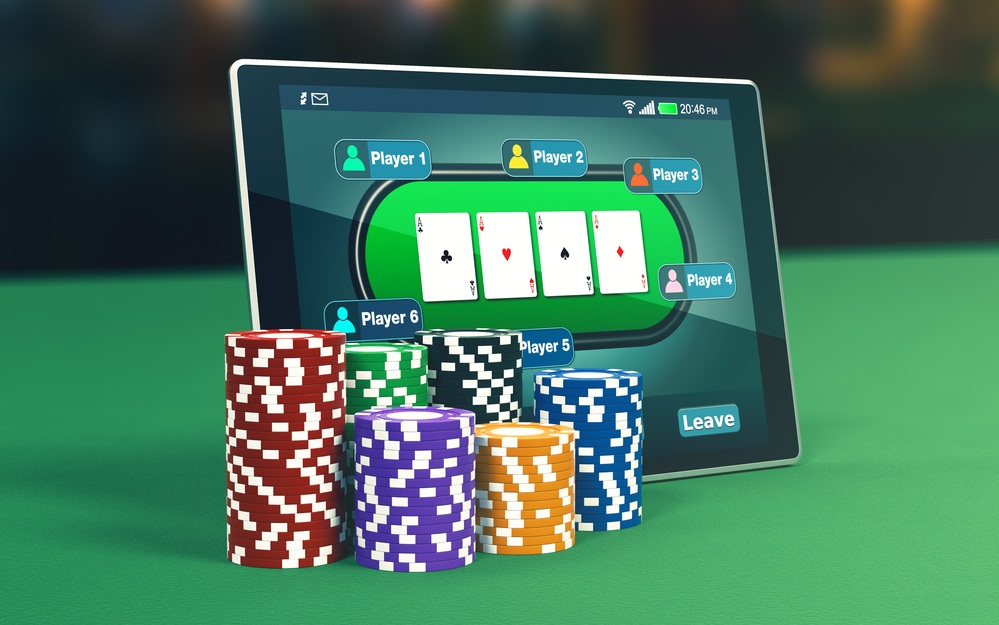 4 Reasons Why People Love To Play Online Poker